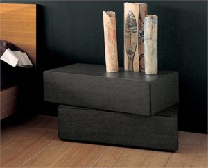 Minimalistinis staliukas
