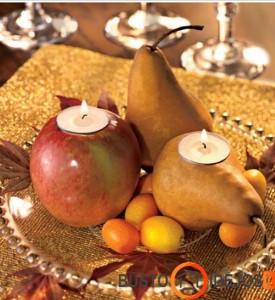 Populiariausių vaisių kompozicija su žvakėmis