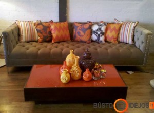 Rudens atspalvių pagalvėlės ir vazelės padės sukurti rudenišką nuotaiką namuose